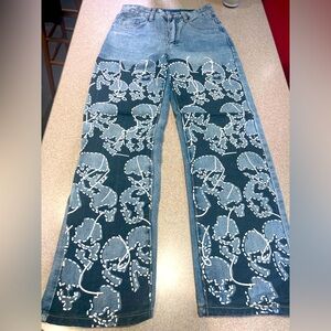ROMWE Size 2 Wide-Leg Skull-Print Jeans